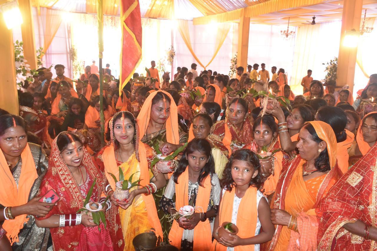 माँ अम्बे दुर्गा पूजा समिति, बाज़ार टाँड, गुरुचट्टी, बड़कागाँव 